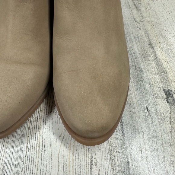 Hush Puppies Comfortable Women's Sienna Shootie Taupe Nubuck #392 - Picture 6 of 13